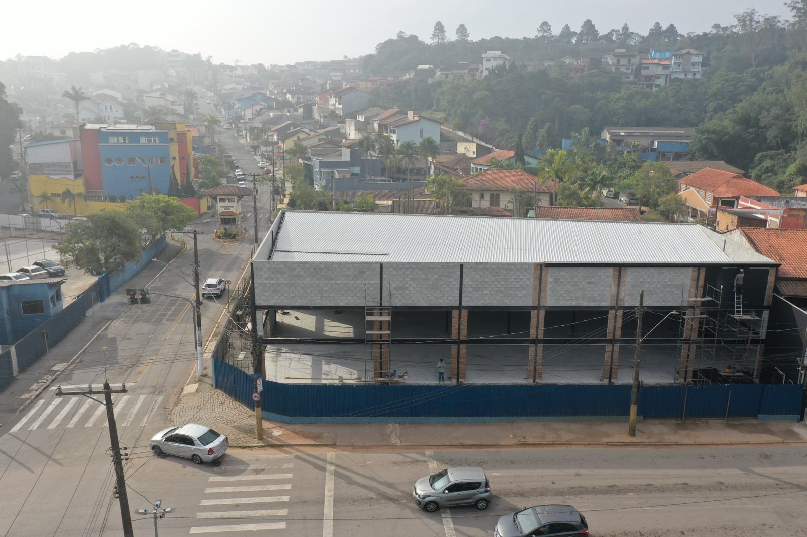 Vista externa da obra